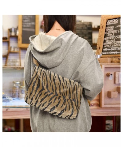 Women Boho Handbag Tiger Print Skin Pattern Underarm Bag Tote Bag Shoulder Bag Crossbody Bag Fluffy Cell Phone Purse Lady Tra...