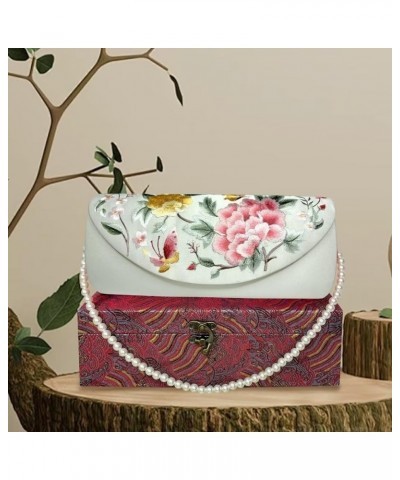 Woman Chinese style Chinese clutch bag Silk banquet clutch White $67.65 Evening Bags